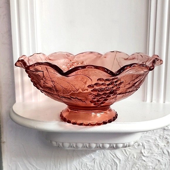 Vintage Rose Glass Bowl with Raised Grapes and Etched Leaves, Depression, Pink - Picture 1 of 5
